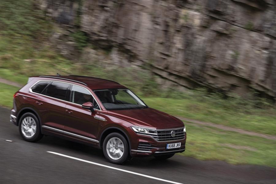  Volkswagen Touareg V6 TDI 2018 года  (UK) (фото 28 из 33)